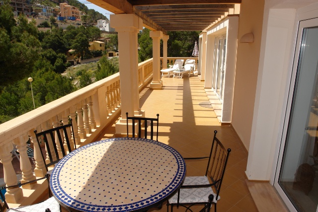 2-villa-puerto-andratx-makler-real-estate-first-location-mallorca-for-private-residence-www.maxmallorca.com  (6).jpg